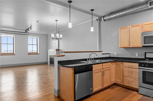 $325,000 | 149 Swan Street, Unit 503, Buffalo, NY 14203