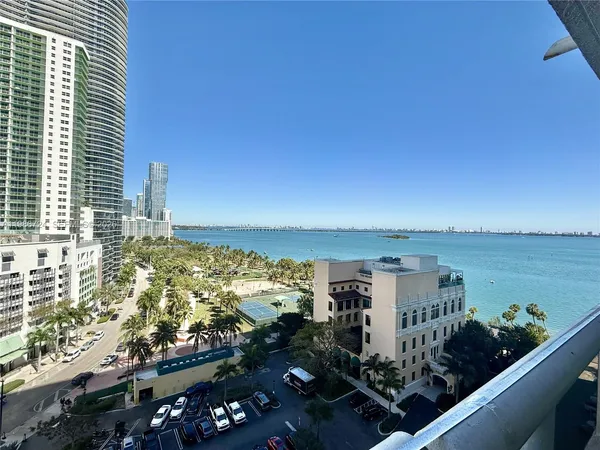 $3,700 | 1717 North Bayshore Drive, Unit A1548, Miami, FL 33132