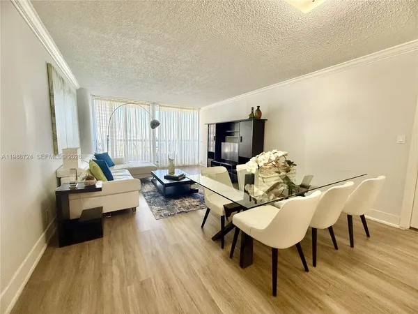 $3,700 | 1717 North Bayshore Drive, Unit A1548, Miami, FL 33132