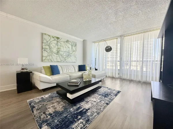 $3,700 | 1717 North Bayshore Drive, Unit A1548, Miami, FL 33132