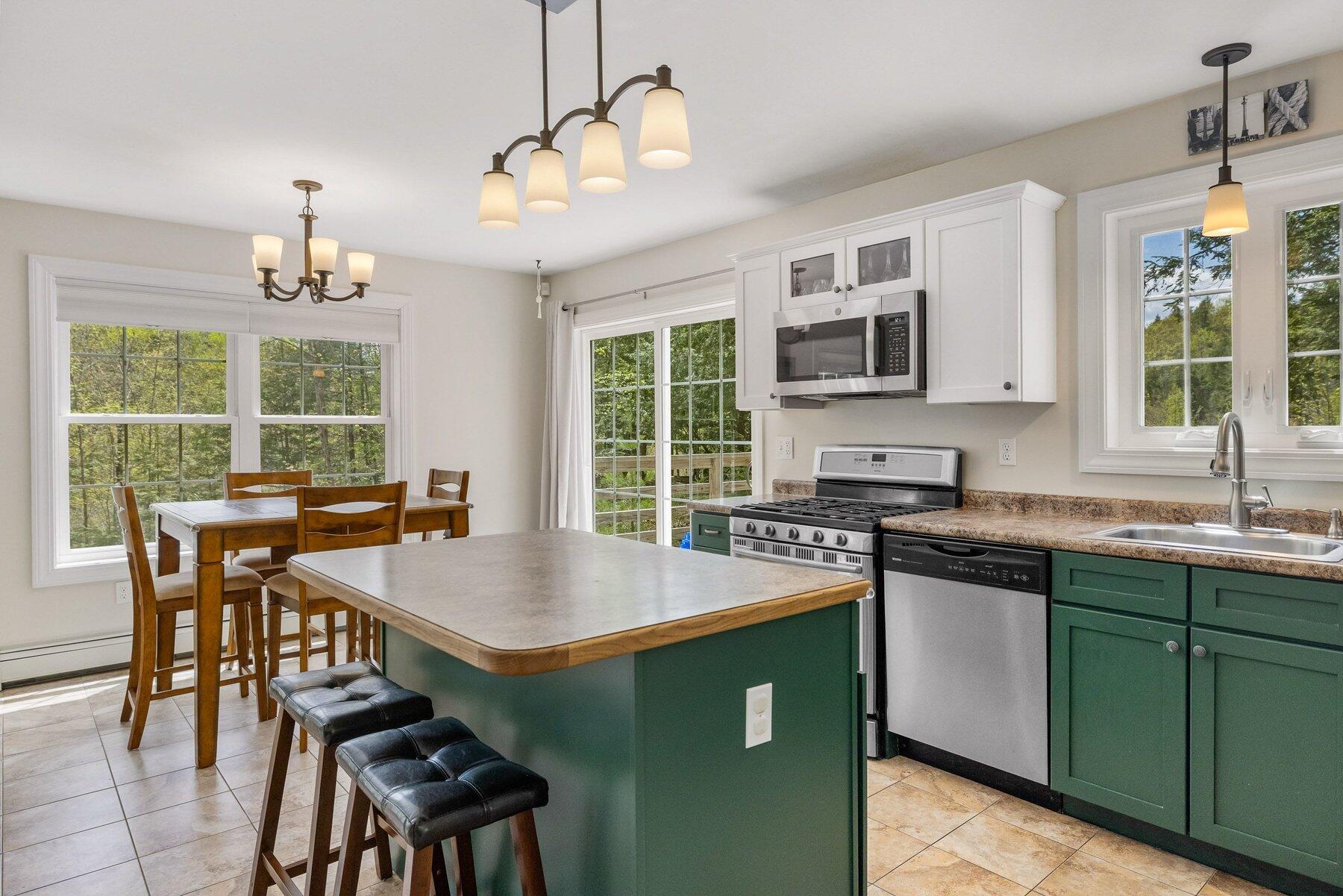 127 North Shore Road Gray, ME 04039 - Photo 10 of 49 013_seacoastrephoto-13_849