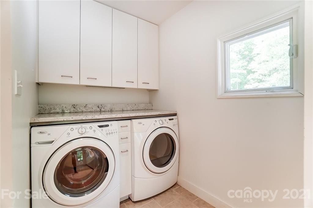 1860 Montague Road Clover, SC 29710 - Photo 17 of 48 a utility room with dryer and washer