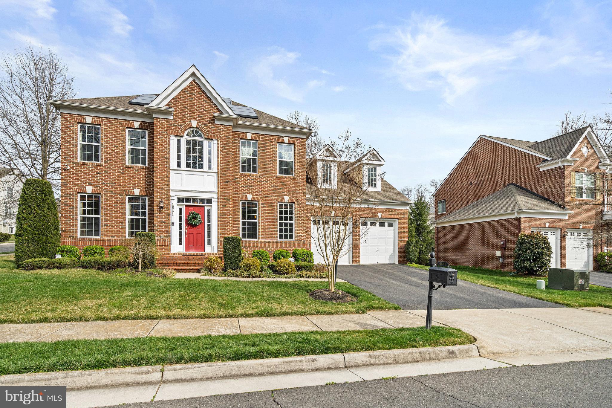 4561 Rona Place Fairfax, VA 22030 - Photo 5 of 78 Front elevation