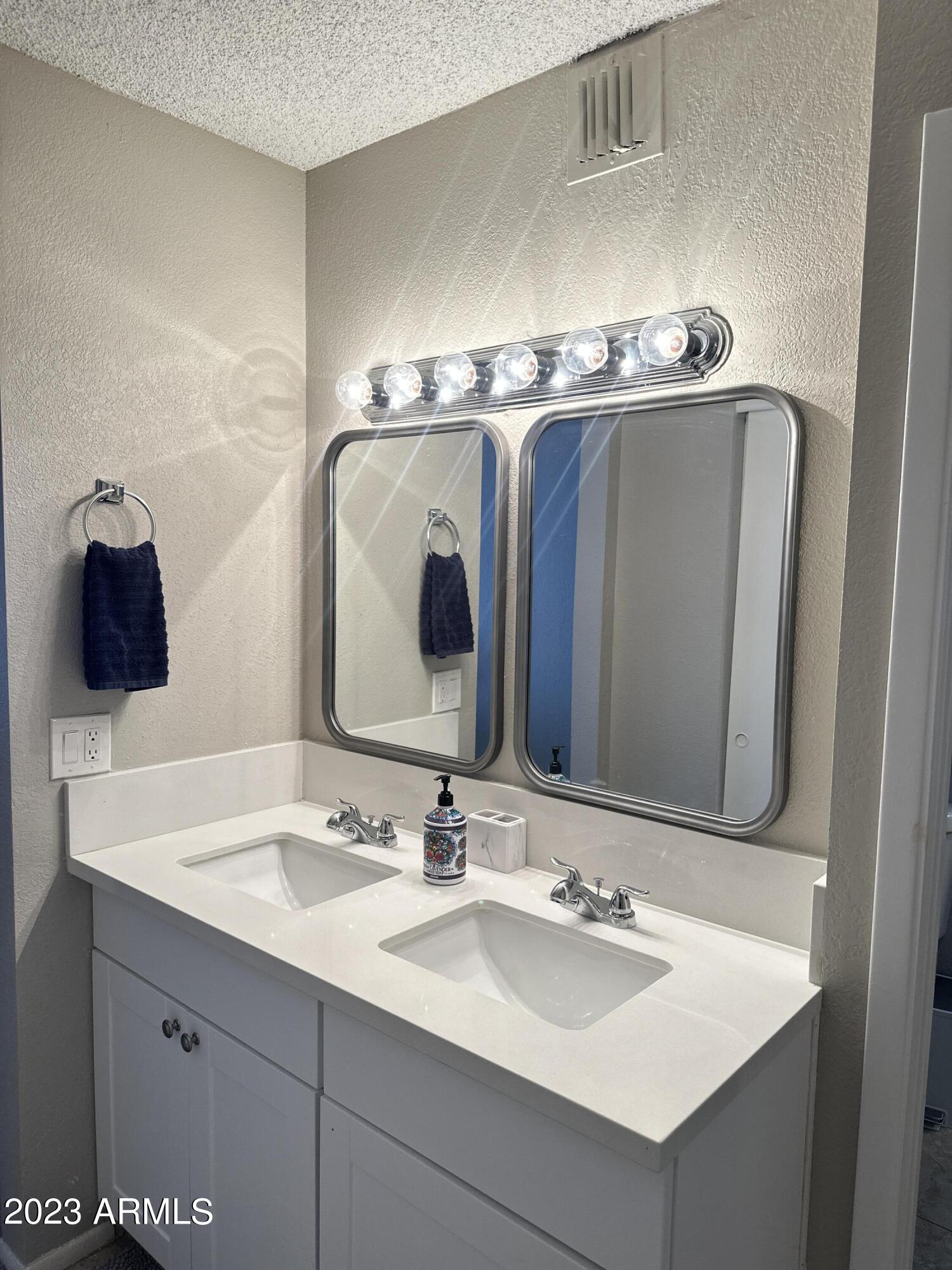 8649 East Royal Palm Road, Unit 214 Scottsdale, AZ 85258 - Photo 10 of 16 .