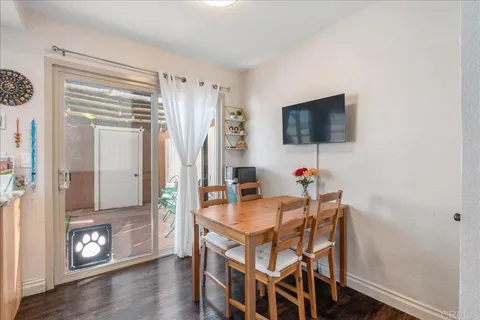 $420,000 | 1463 North Broadway, Unit A, Escondido, CA 92026