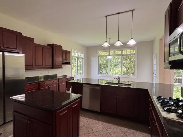 $3,625 | 8420 Redtail Drive, Lakewood, IL 60014