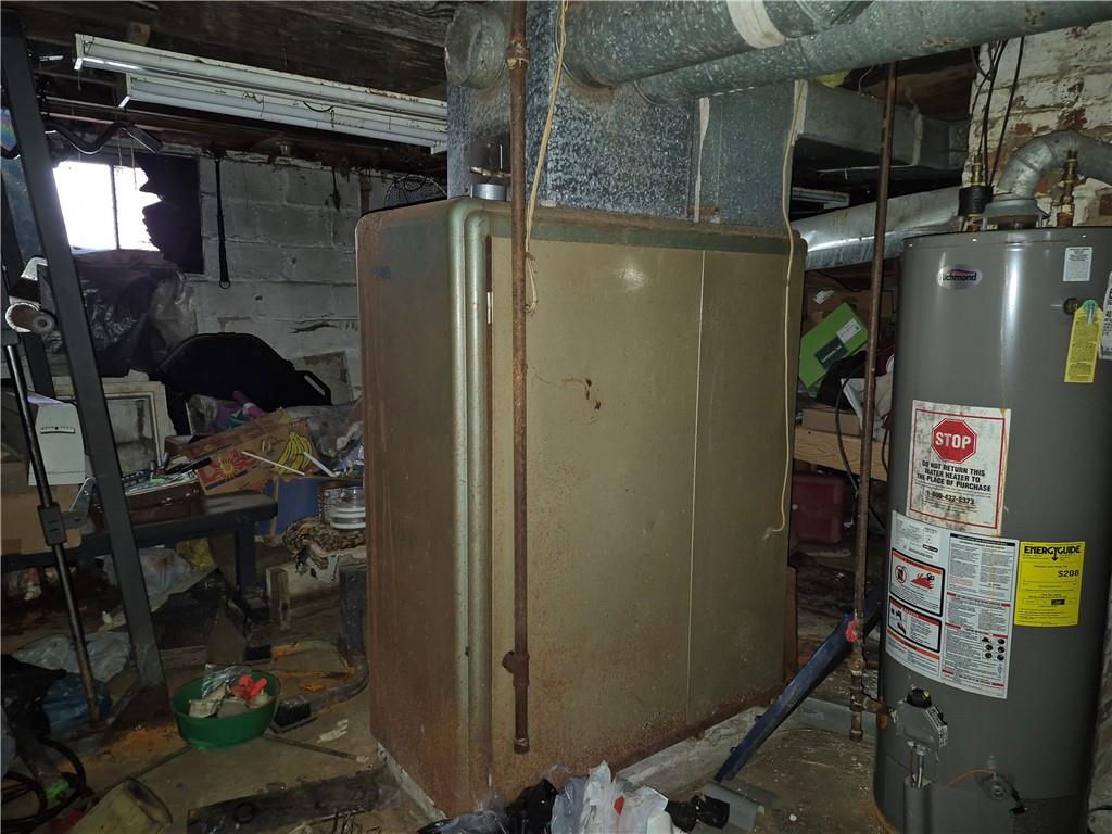 689 South State Line Road Sharon, PA 16146 - Photo 15 of 19 a view of storage and utility room