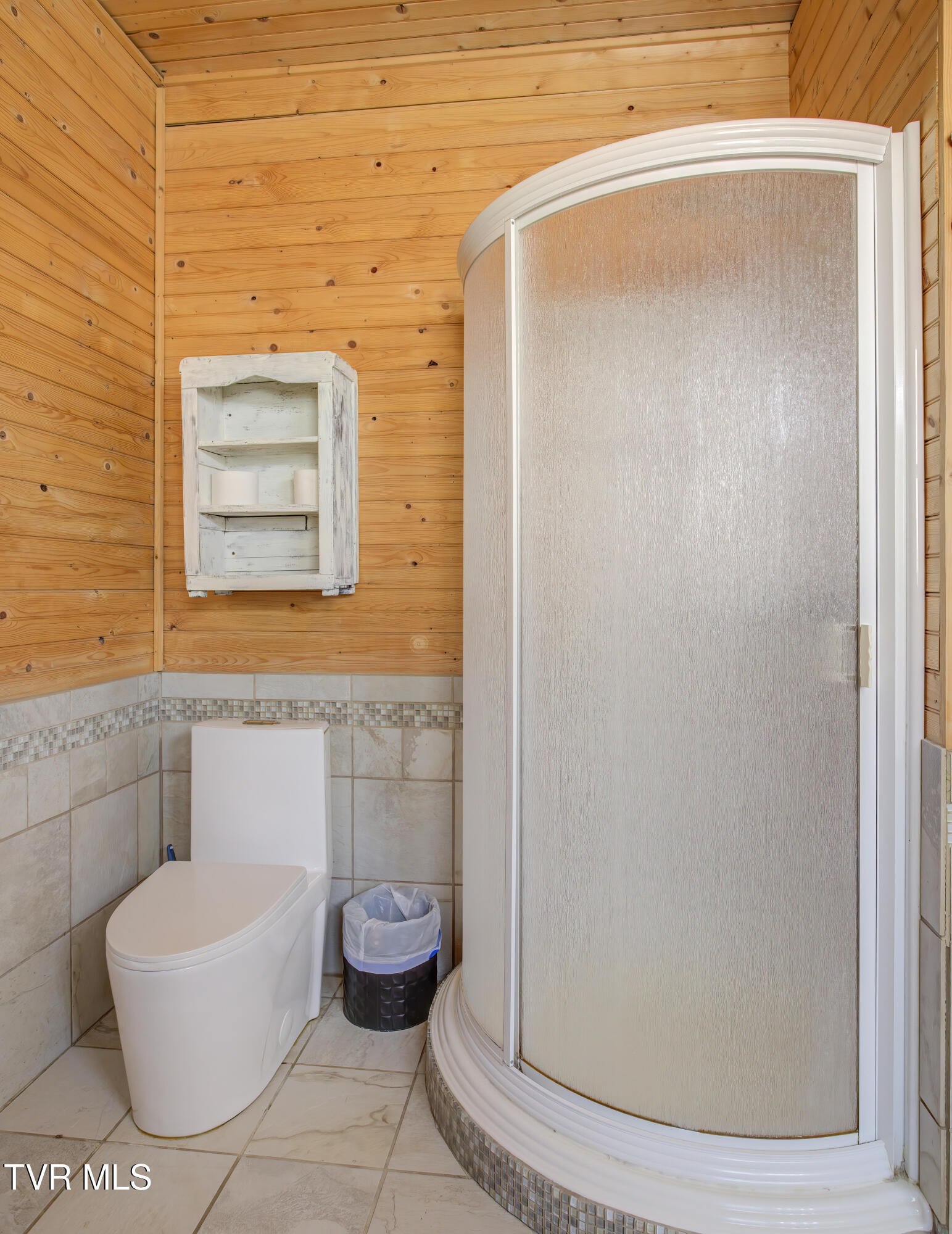 665 Laurels Road Johnson City, TN 37601 - Photo 24 of 43 665 Laurels (28)