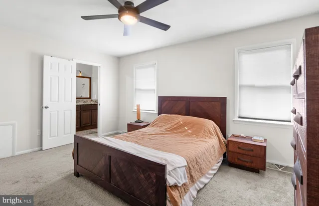 $325,000 | 128 East Green Valley Circle, Newark, DE 19711