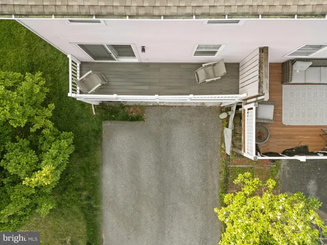 $325,000 | 128 East Green Valley Circle, Newark, DE 19711