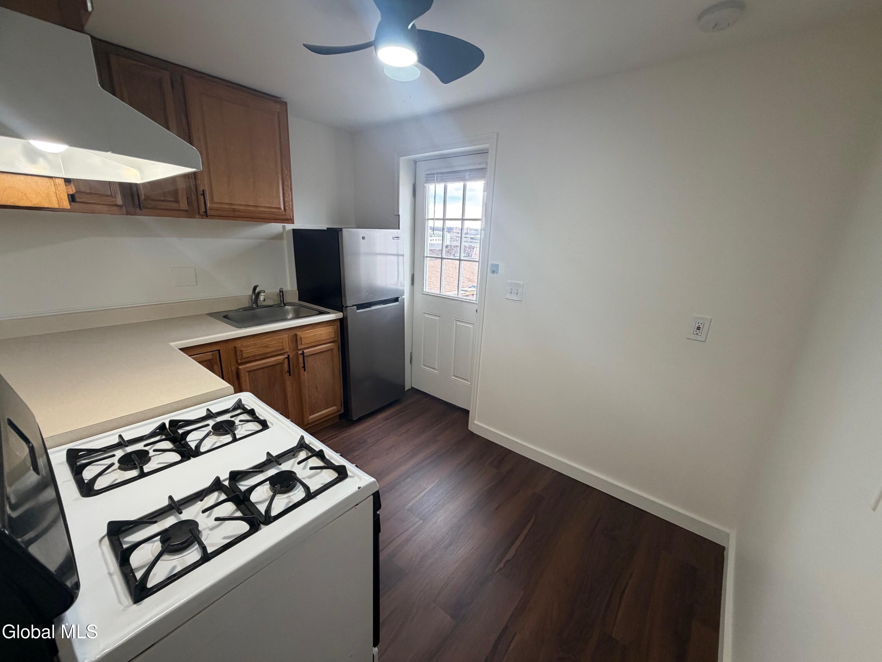 8 Harrison Avenue Rensselaer, NY 12144 - Photo 10 of 22 IMG_1463