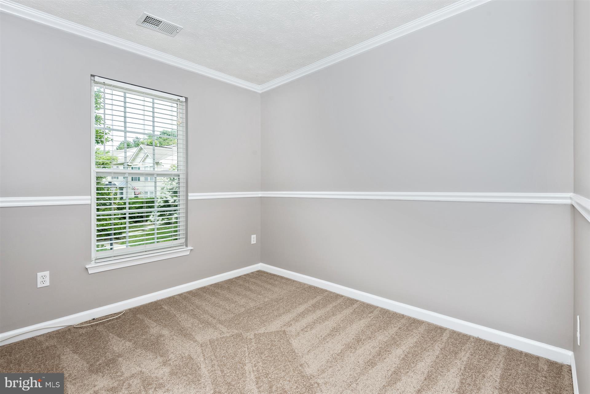 26053 Ridge Manor Drive Damascus, MD 20872 - Photo 18 of 24 Bedroom