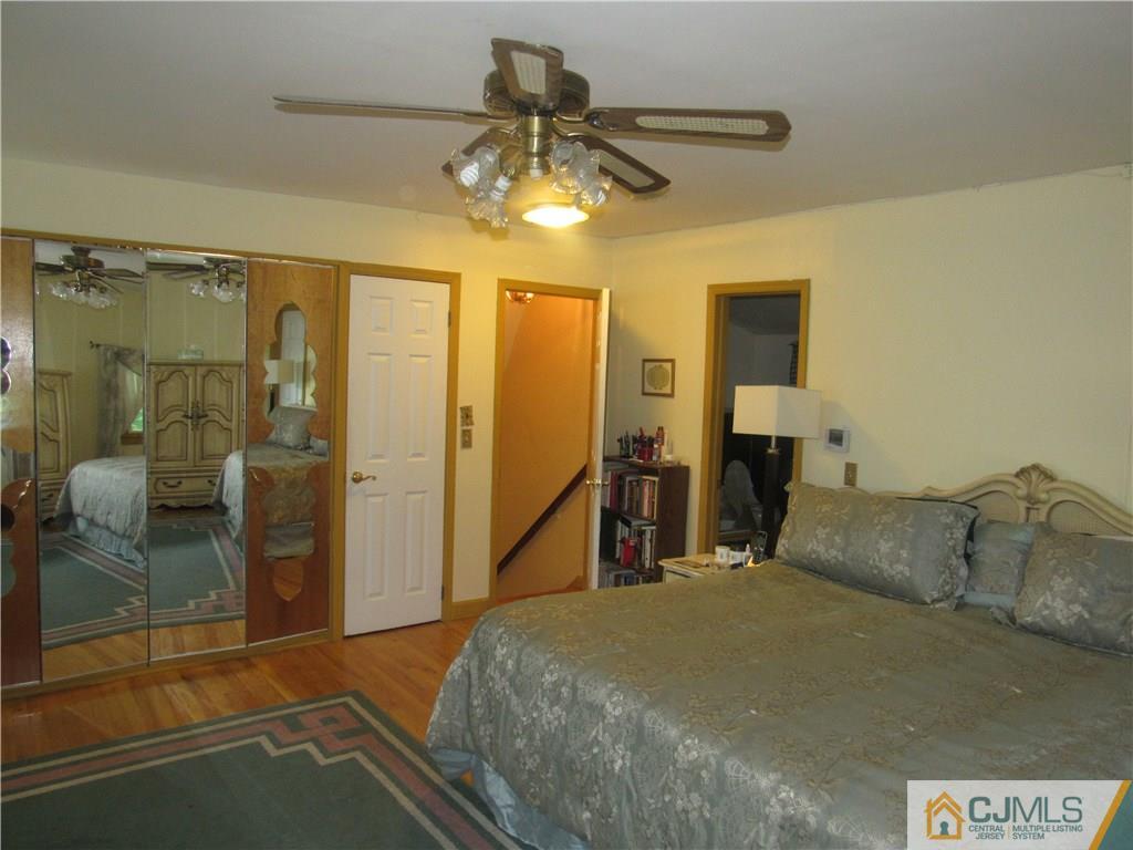 318 Overbrook Road Piscataway, NJ 08854 - Photo 13 of 27 Gallery Image 13