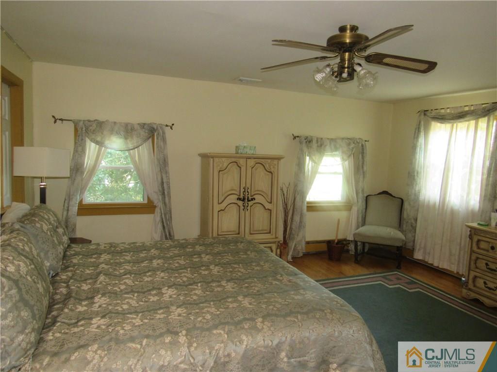 318 Overbrook Road Piscataway, NJ 08854 - Photo 14 of 27 Gallery Image 14