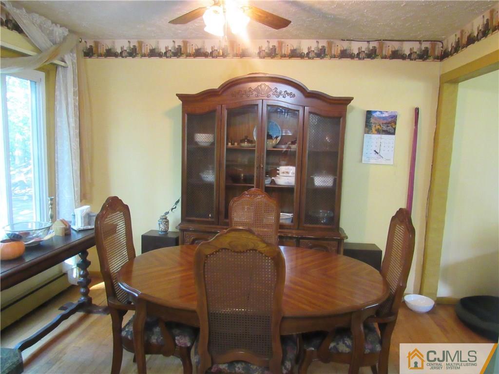 318 Overbrook Road Piscataway, NJ 08854 - Photo 4 of 27 Gallery Image 4