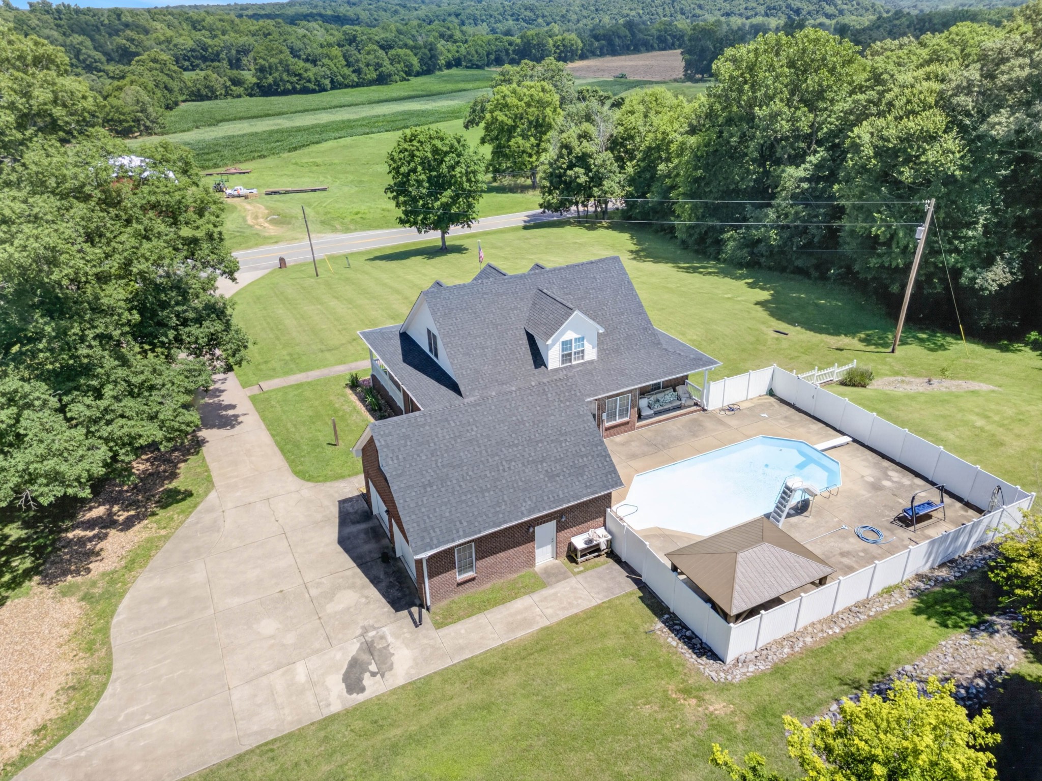 3989 Cadiz Road Bumpus Mills, TN 37028 - Photo 59 of 68