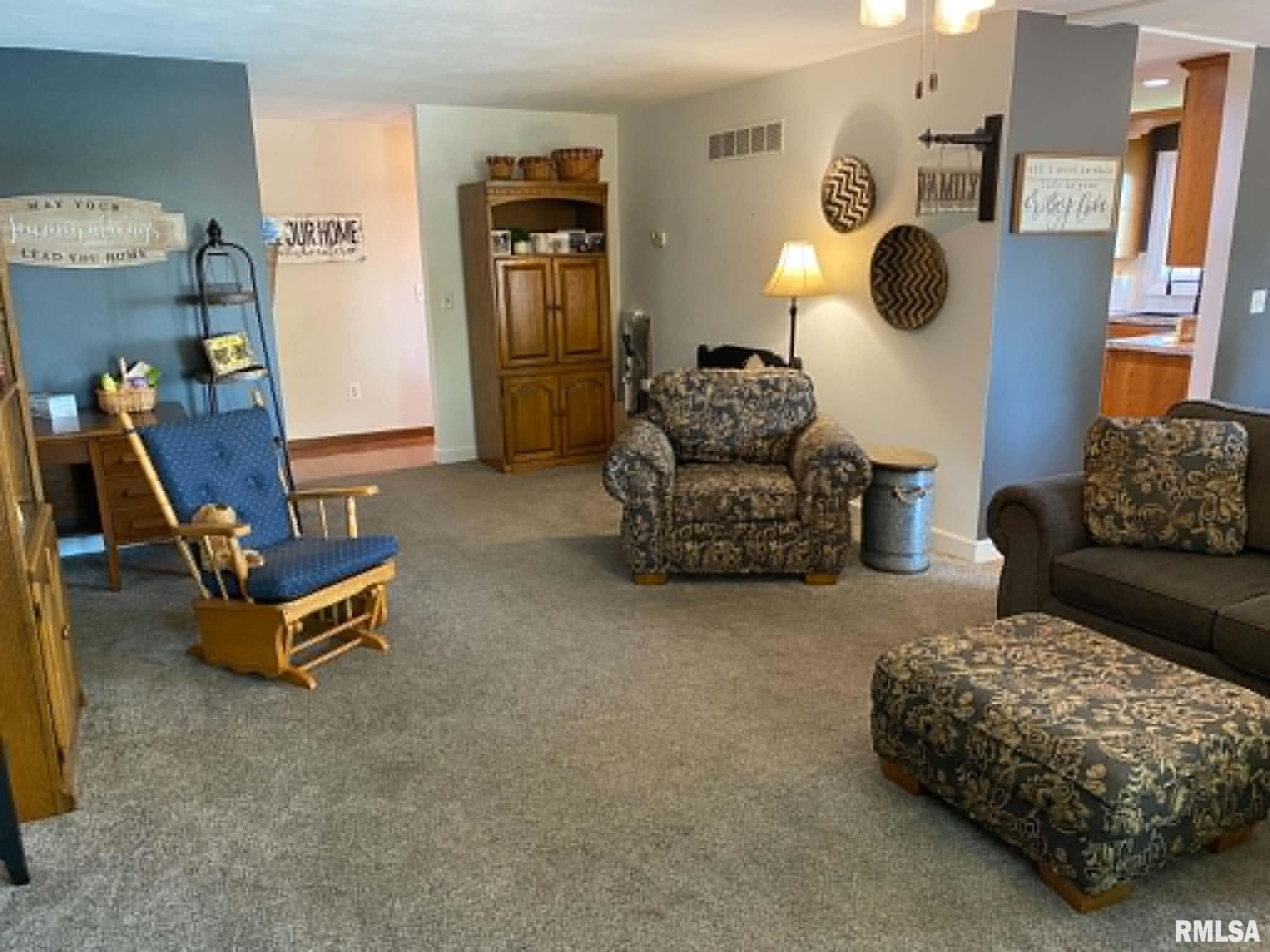 338 Harvester Road Canton, IL 61520 - Photo 31 of 49