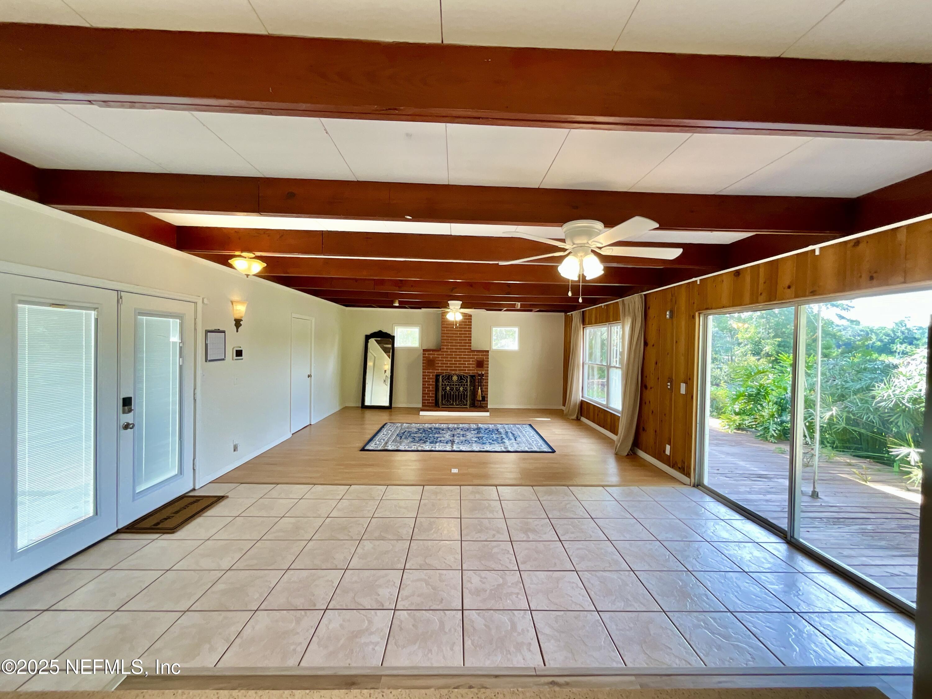 145 Depot Road Hawthorne, FL 32640 - Photo 14 of 73 a view of entryway