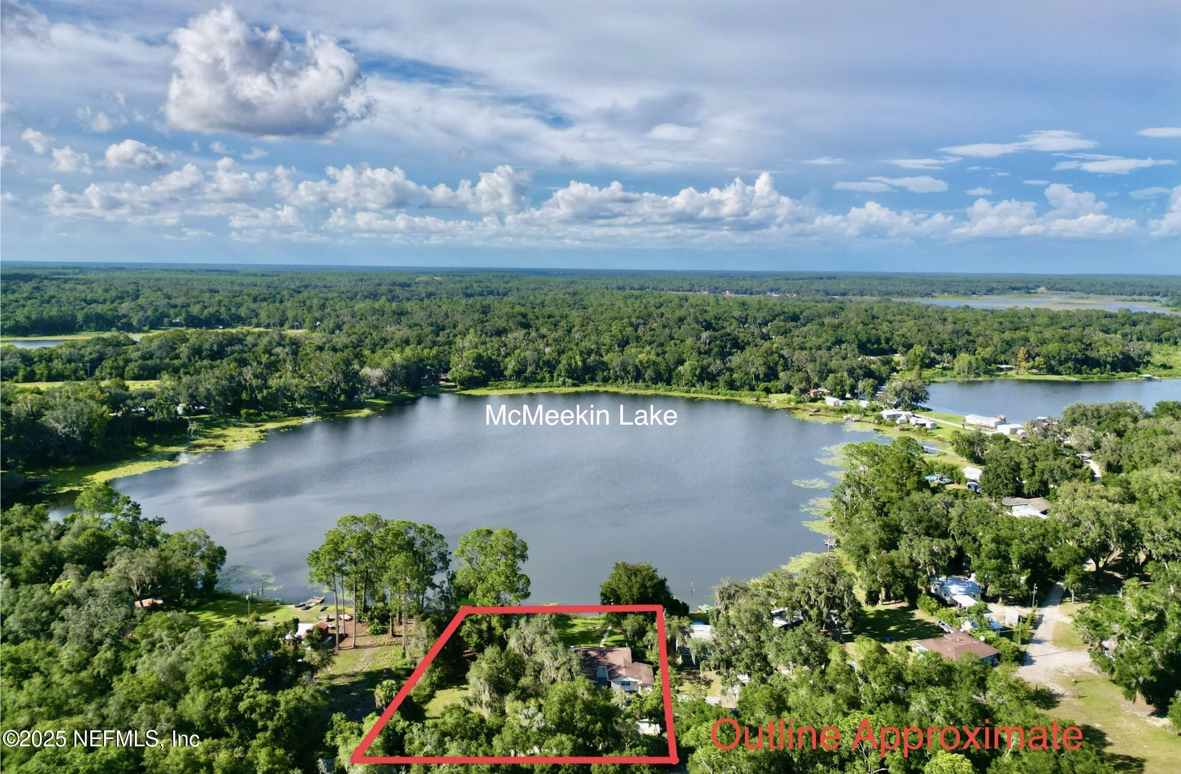 145 Depot Road Hawthorne, FL 32640 - Photo 73 of 73 a view of a lake with a city view