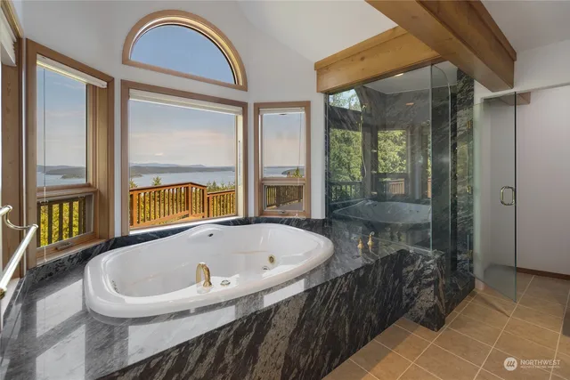 $1,995,000 | 6 VÃa Rocciosa, Friday Harbor, WA 98250