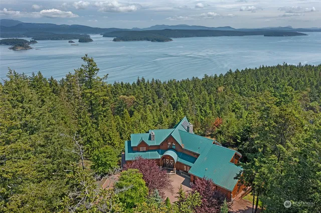 $1,995,000 | 6 VÃa Rocciosa, Friday Harbor, WA 98250