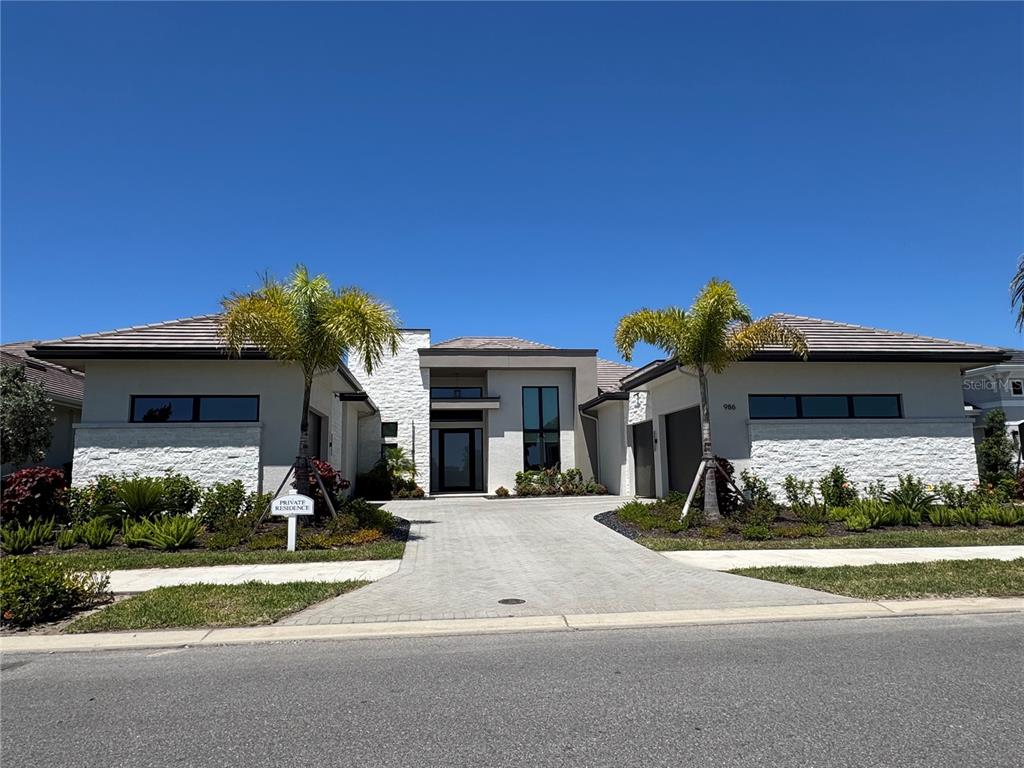 986 Blue Shell Loop Sarasota, FL 34240 - Photo 1 of 1 Gallery Image 1