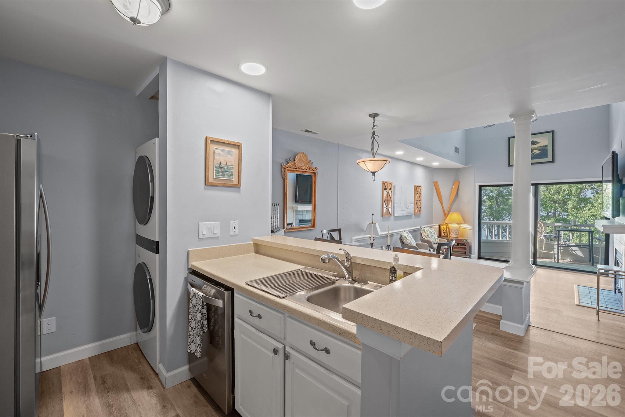 327 Northwest Drive Davidson, NC 28036 - Photo 16 of 39 Gallery Image 16