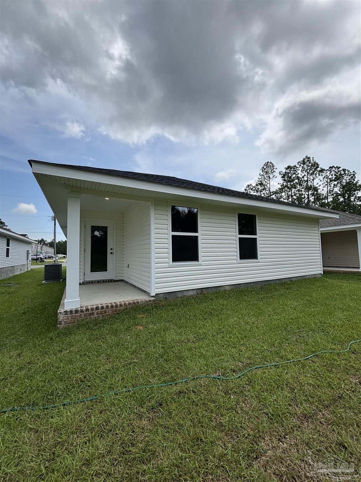 9084 Waring Road Pensacola, FL 32534 - Photo 12 of 15 Gallery Image 12