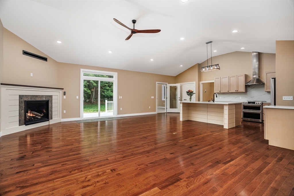 2 Elm Street Westminster, MA 01473 - Photo 9 of 42