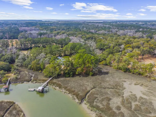 $2,950,000 | 8340 Crooked Creek Lane, Edisto Island, SC 29438