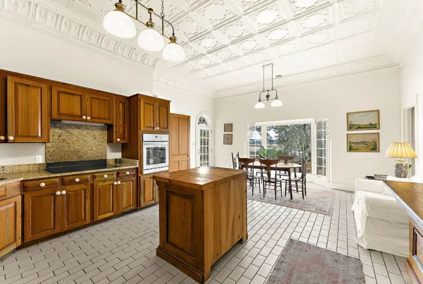 $2,950,000 | 8340 Crooked Creek Lane, Edisto Island, SC 29438