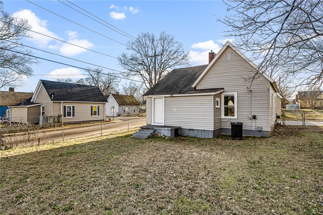 300 F Street Anderson, SC 29625 - Photo 22 of 25