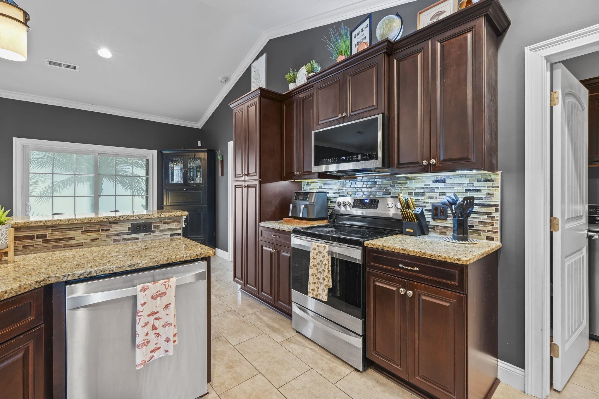 522 Irees Way Longs, SC 29568 - Photo 14 of 37