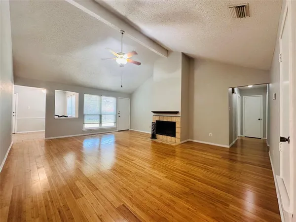 $2,400 | 3117 Kingswood Drive, Garland, TX 75040