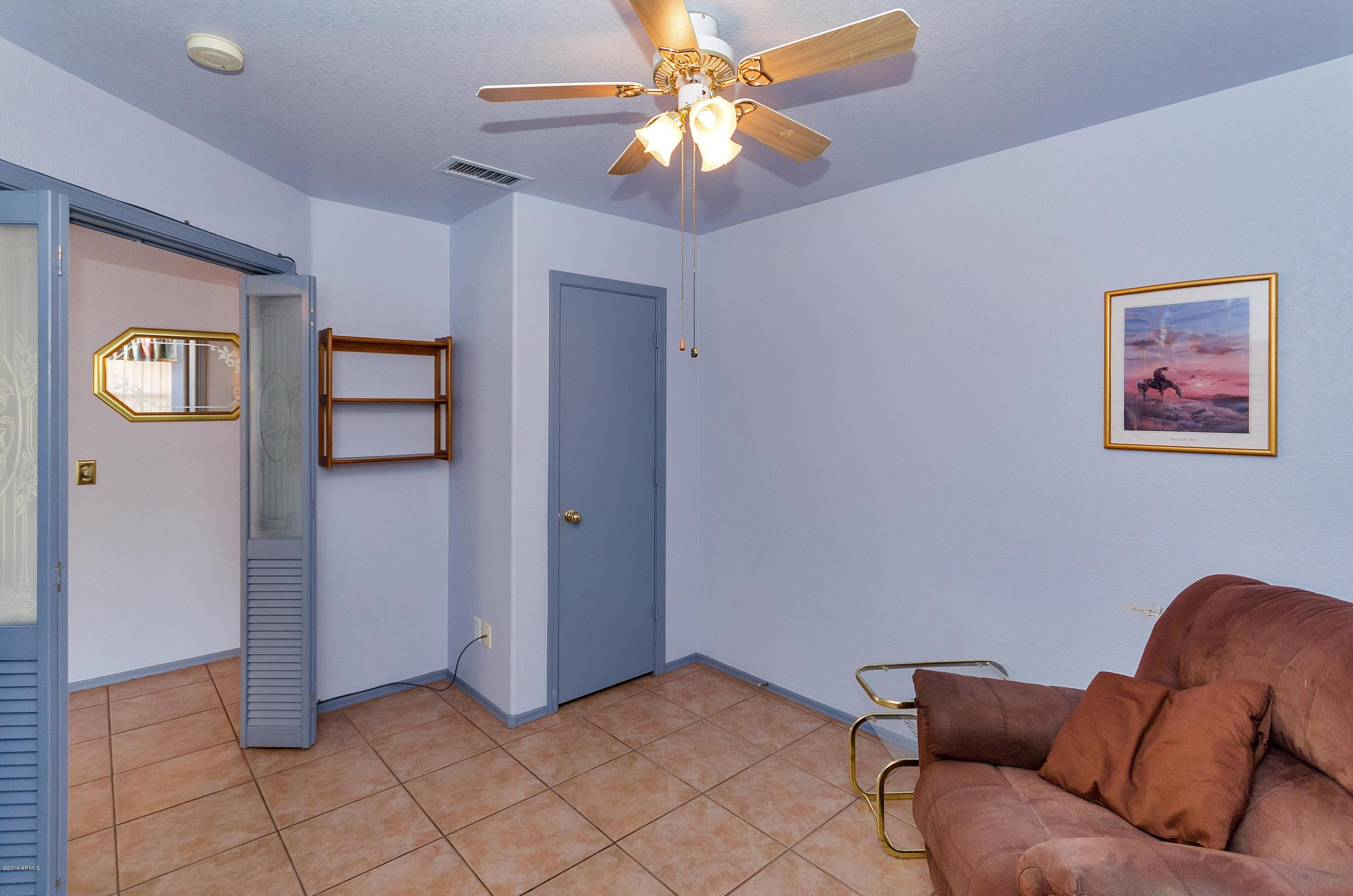 441 East Del Rio Street Chandler, AZ 85225 - Photo 3 of 22 DSC_5187