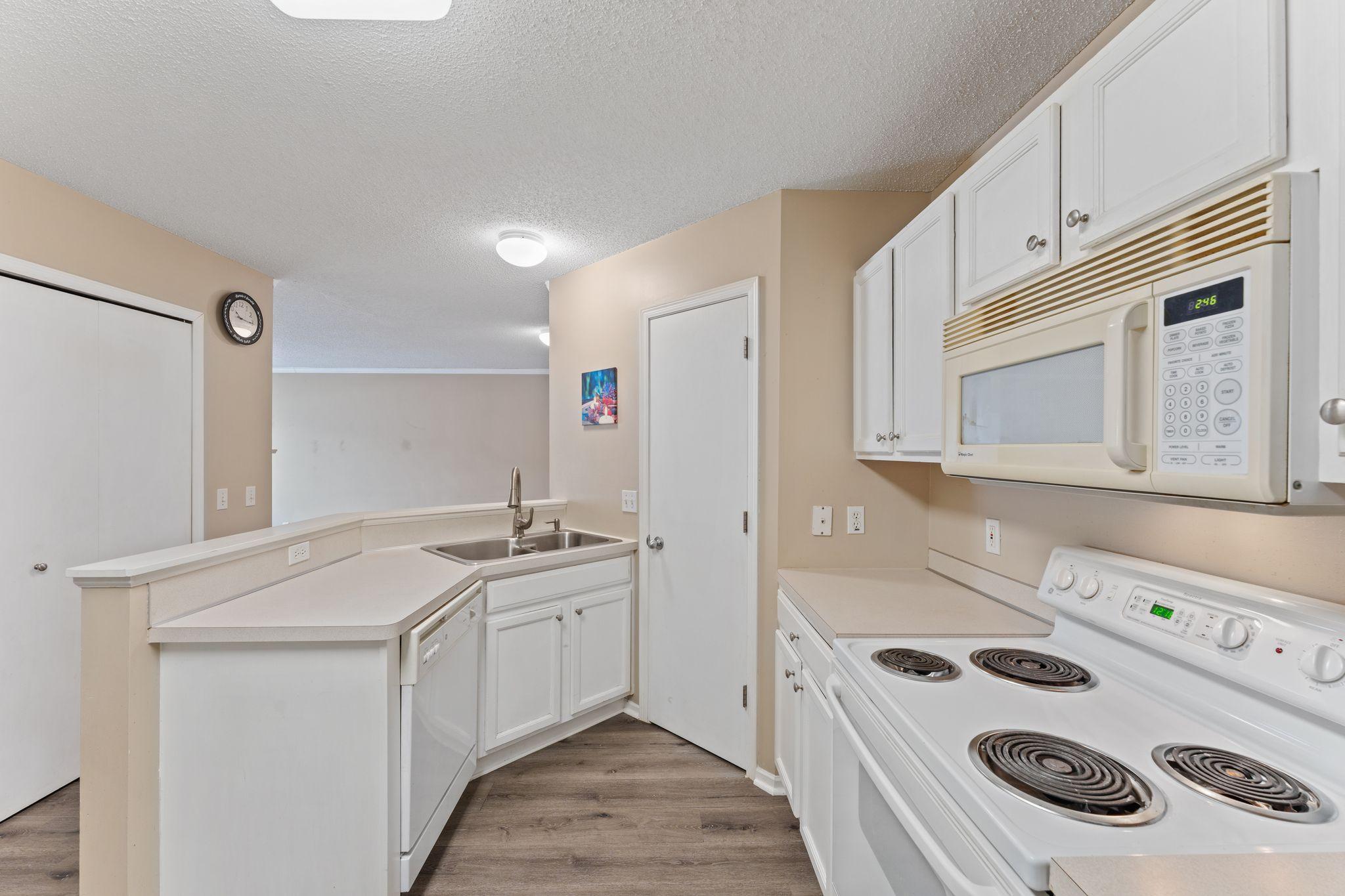 15816 Fleet Trail, Unit 237 Apple Valley, MN 55124 - Photo 9 of 27