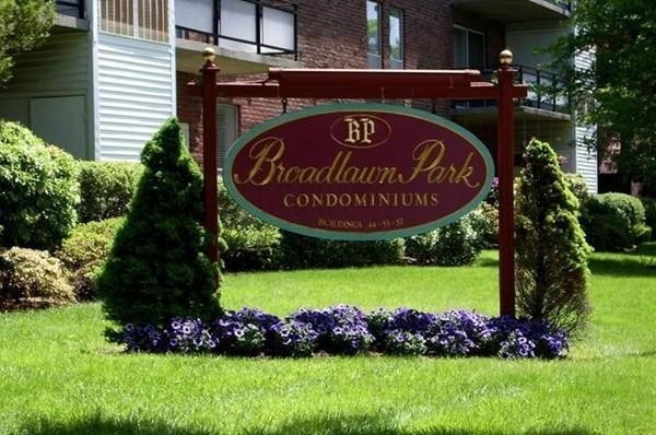 55 Broadlawn Park, Unit S2 Boston, MA 02467 - Photo 1 of 14 a view of outdoor space