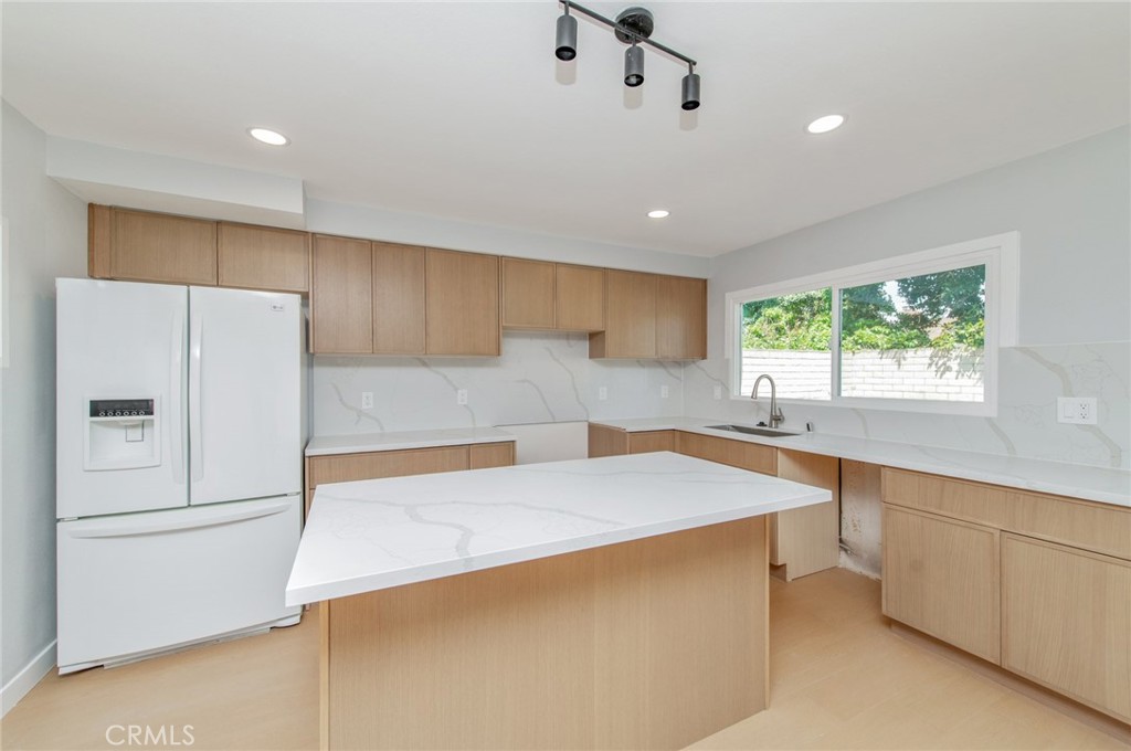 19412 Sierra Chula Road Irvine, CA 92603 - Photo 19 of 37