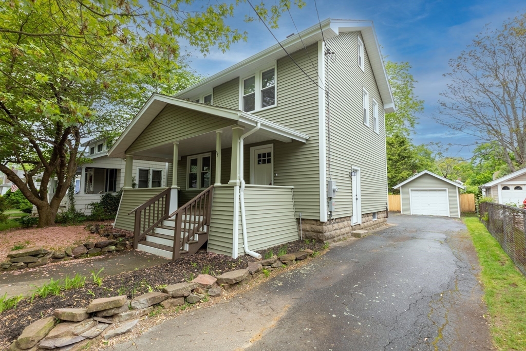 38 Manchester Terrace Springfield, MA 01108 - Photo 1 of 36 Gallery Image 1