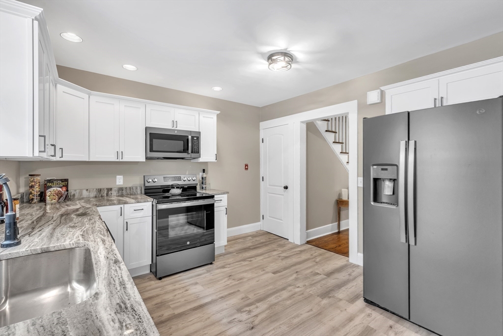 38 Manchester Terrace Springfield, MA 01108 - Photo 11 of 36 Gallery Image 11