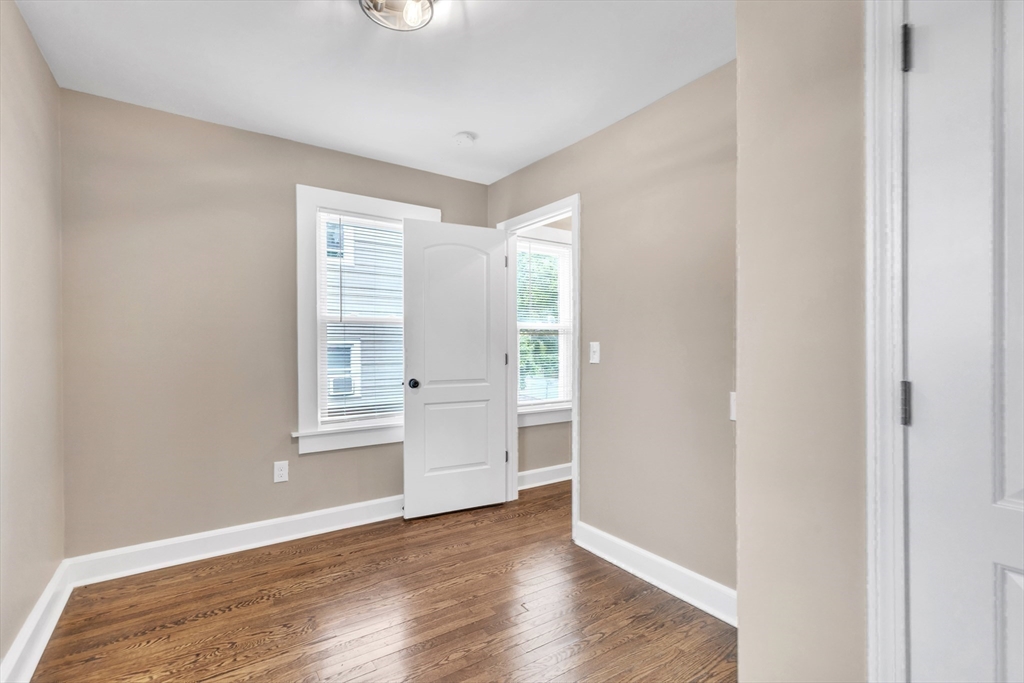 38 Manchester Terrace Springfield, MA 01108 - Photo 23 of 36 Gallery Image 23
