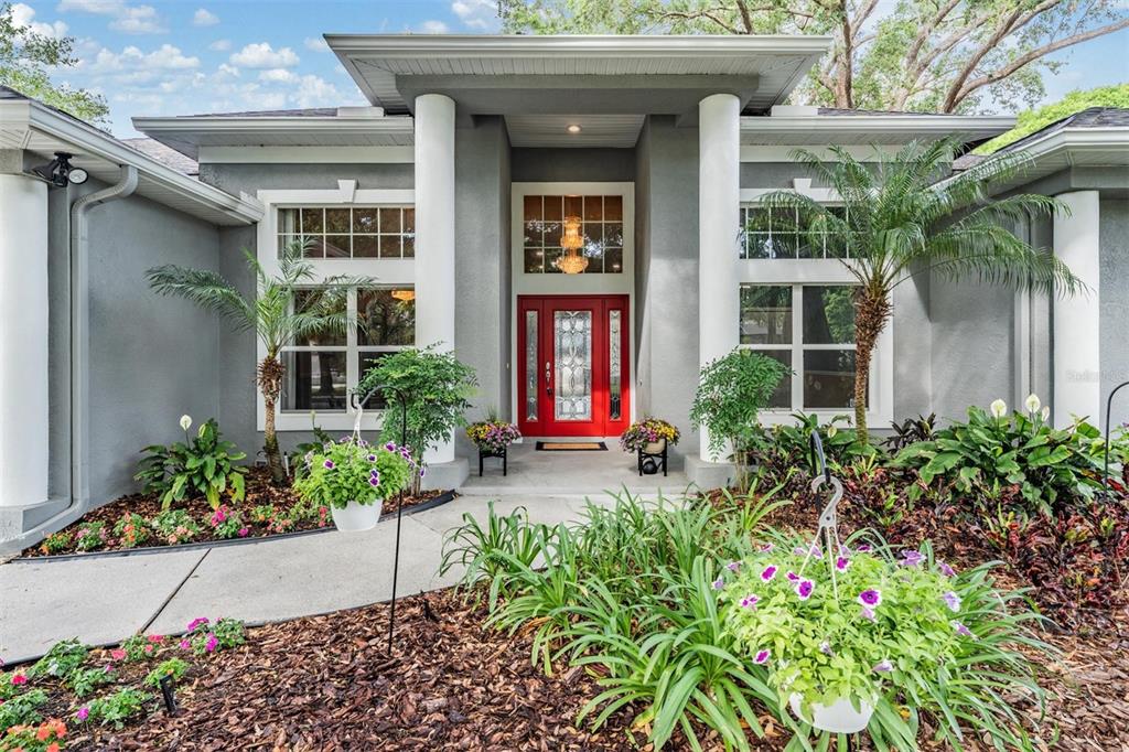 2905 Manor Ridge Place Valrico, FL 33596 - Photo 3 of 47 Gallery Image 3