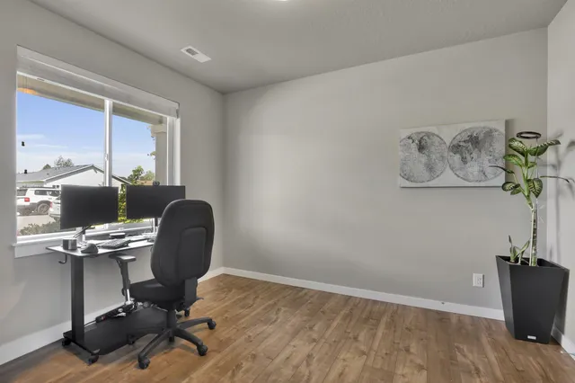 $499,999 | 1105 South Oswald Street, Spokane, WA 99224