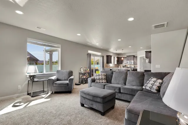 $499,999 | 1105 South Oswald Street, Spokane, WA 99224