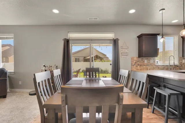 $499,999 | 1105 South Oswald Street, Spokane, WA 99224