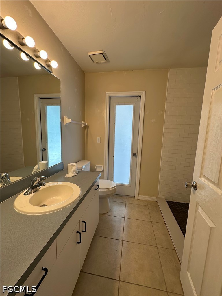 8397 Bahamas Road Fort Myers, FL 33967 - Photo 20 of 23