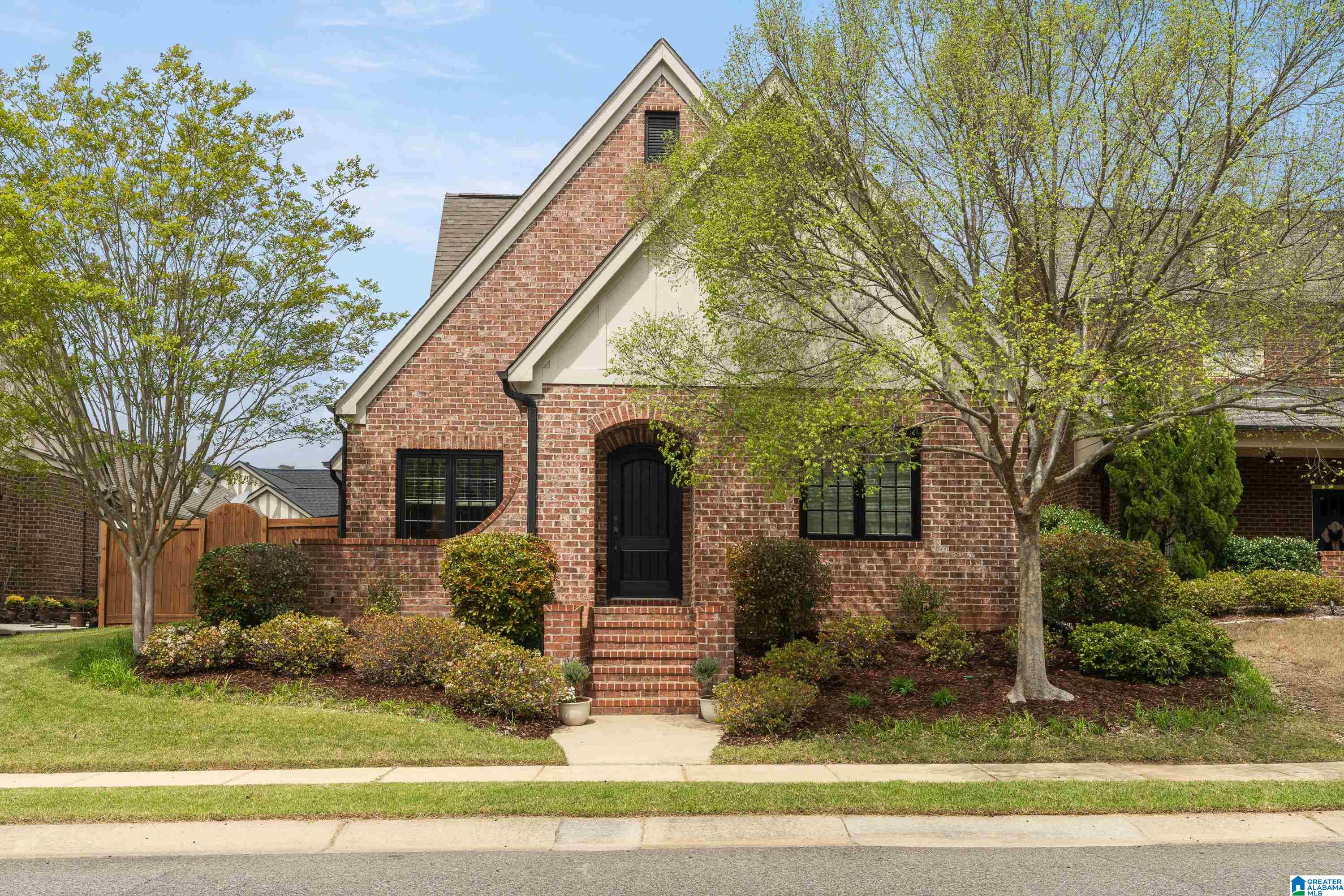1622 Chace Terrace Birmingham, AL 35244 - Photo 2 of 58