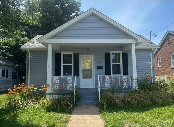 $224,900 | 2551 Gerhard Avenue, Maplewood, MO 63143