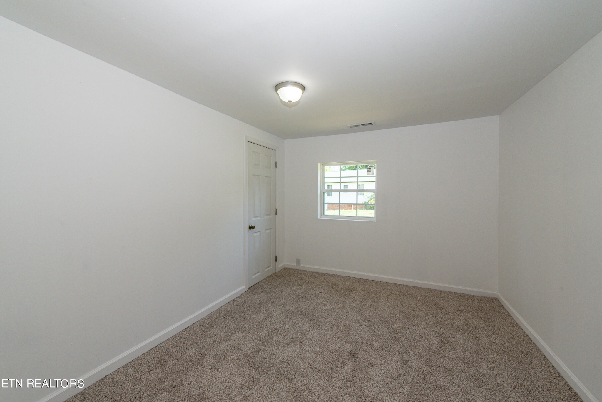 3358 Dave Cooper Road Maryville, TN 37803 - Photo 14 of 32 Gallery Image 14