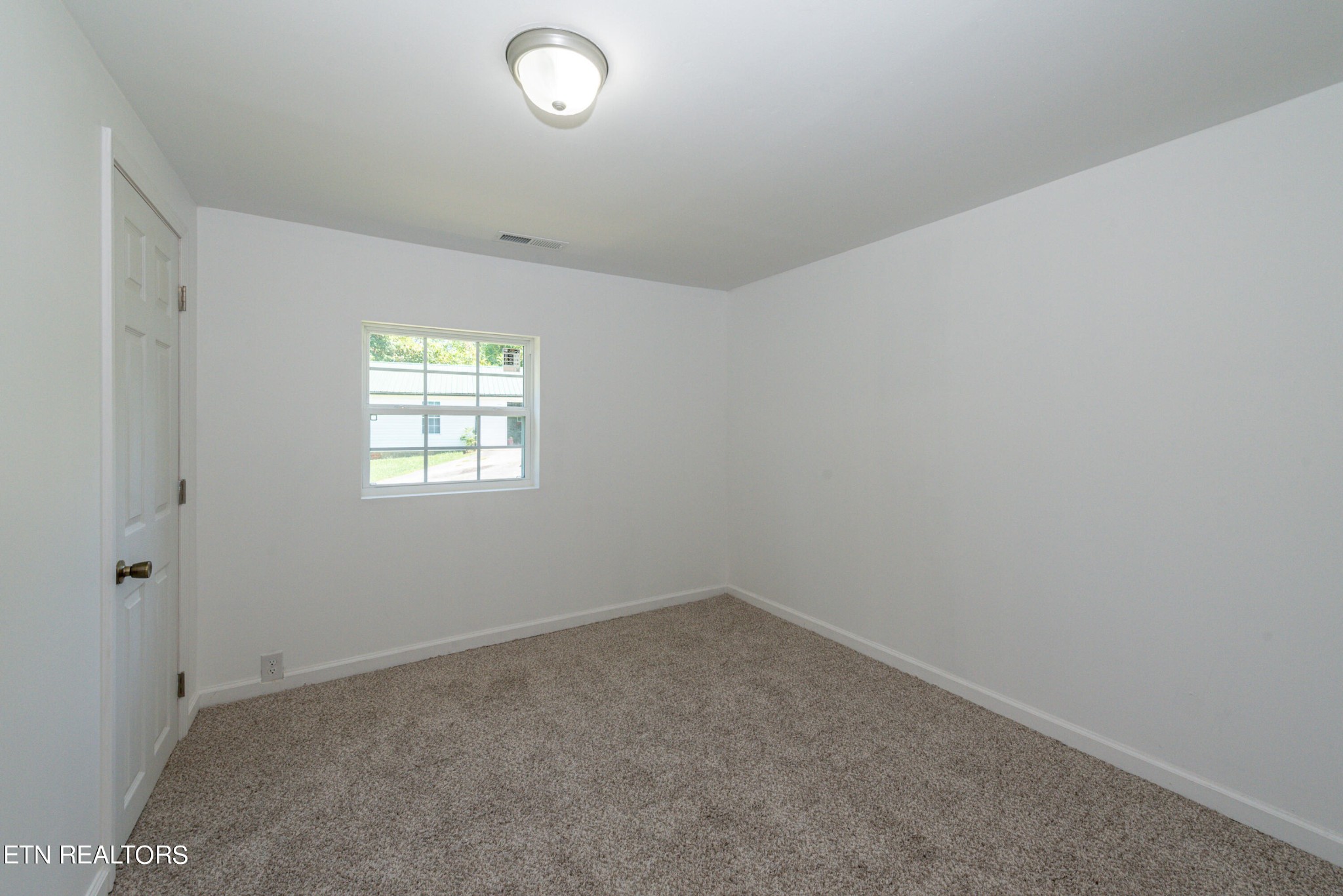 3358 Dave Cooper Road Maryville, TN 37803 - Photo 16 of 32 Gallery Image 16